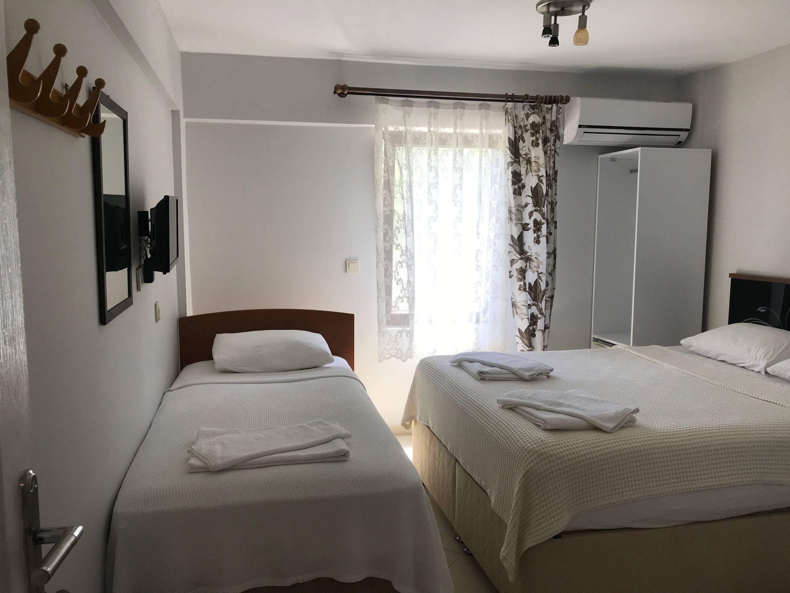 อาร์ชิเปล โอเต็ล Hotel บอซจาดา ภายนอก รูปภาพ